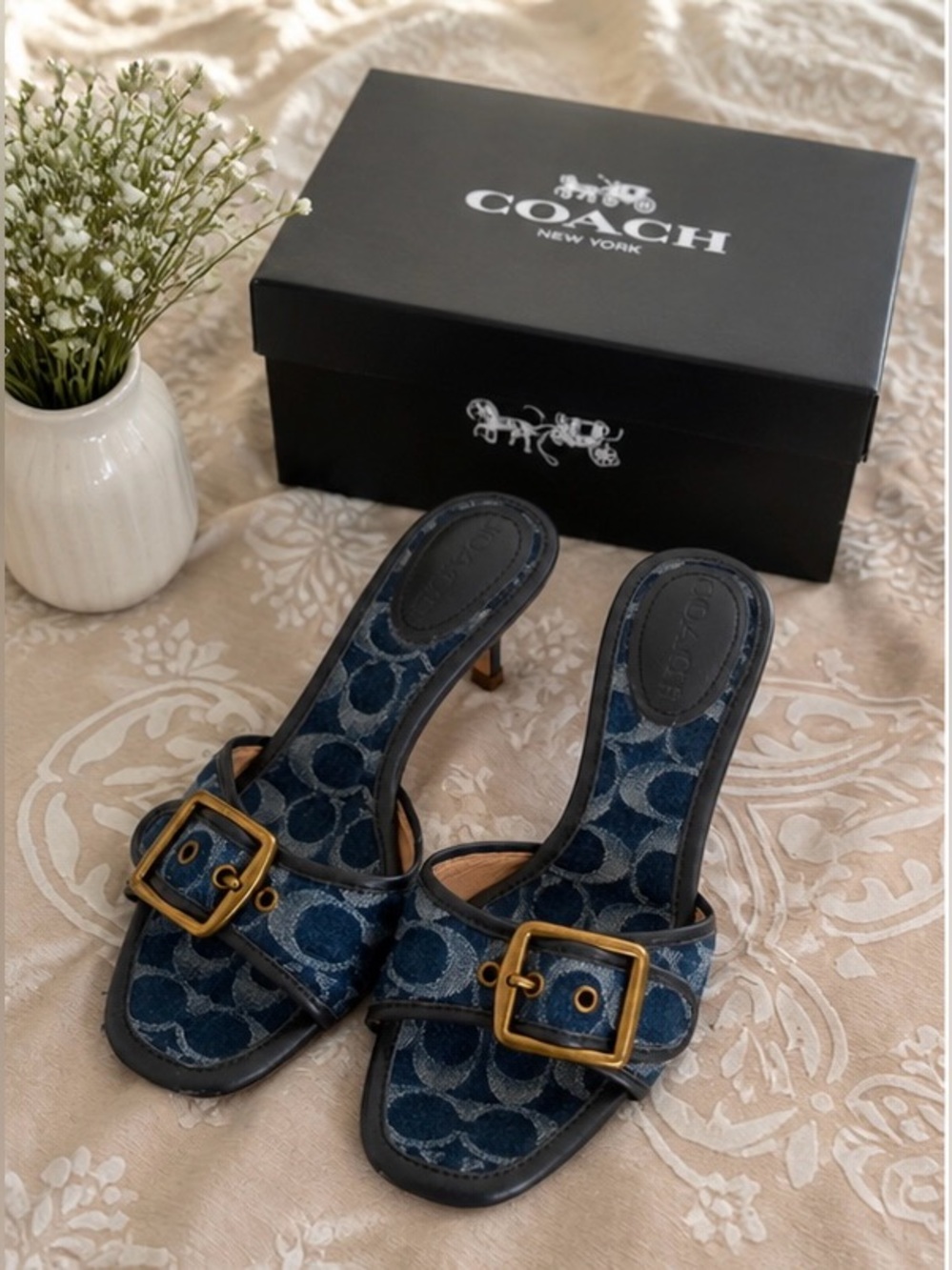 Coach Margot Denim Sandals Size 8 Signature C Logo Buckle Heels Authentic w/ Box
